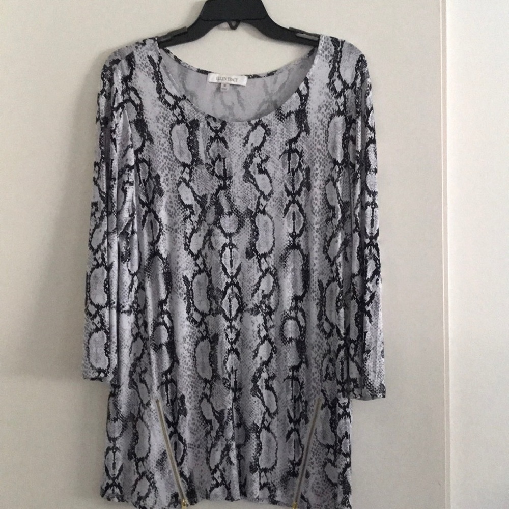 Ellen Tracy Top